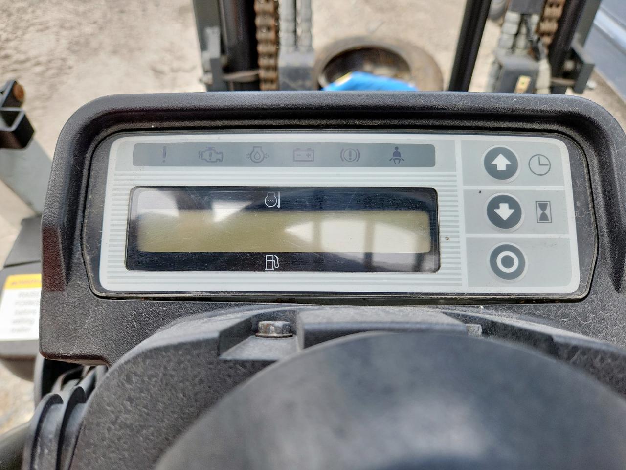 Lot #3304635943 2014 NISS FORKLIFT