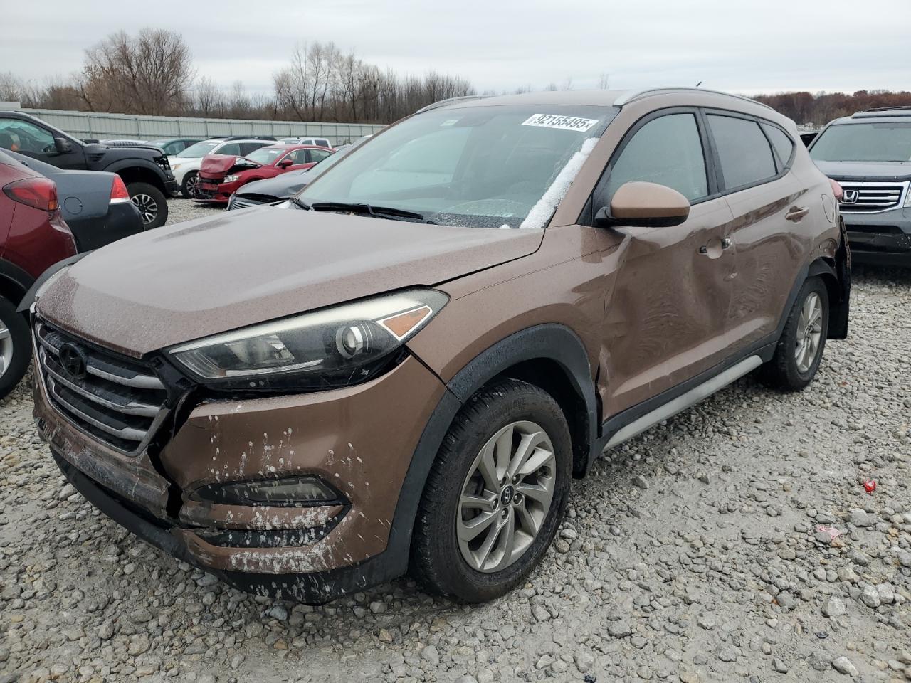 Lot #3315703711 2017 HYUNDAI TUCSON LIM