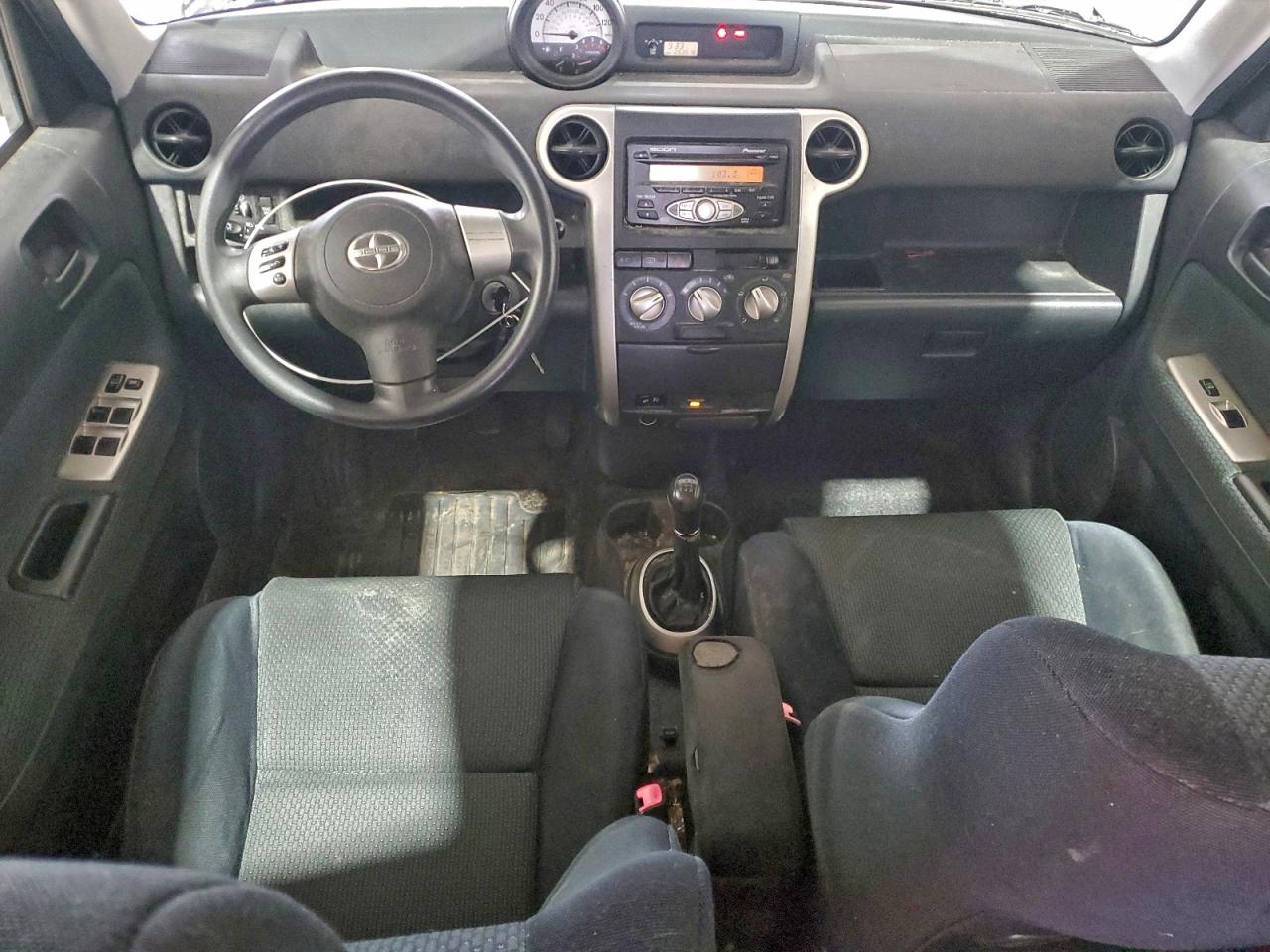 Lot #3301962480 2006 TOYOTA SCION XB