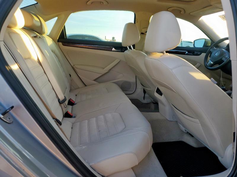 2013 VOLKSWAGEN PASSAT SEL #3294470524