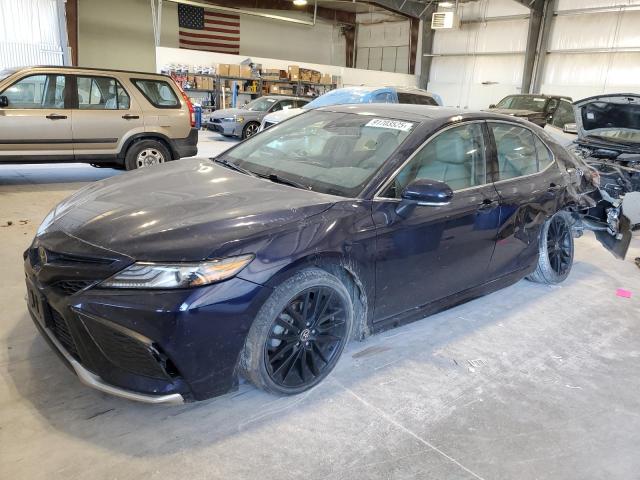 TOYOTA CAMRY TRD