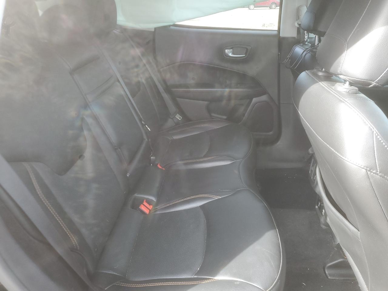 Lot #3302748049 2019 JEEP COMPASS LI