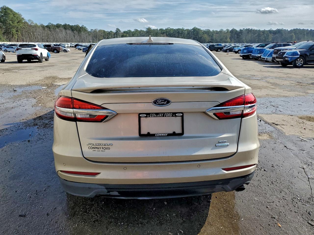FORD FUSION SE