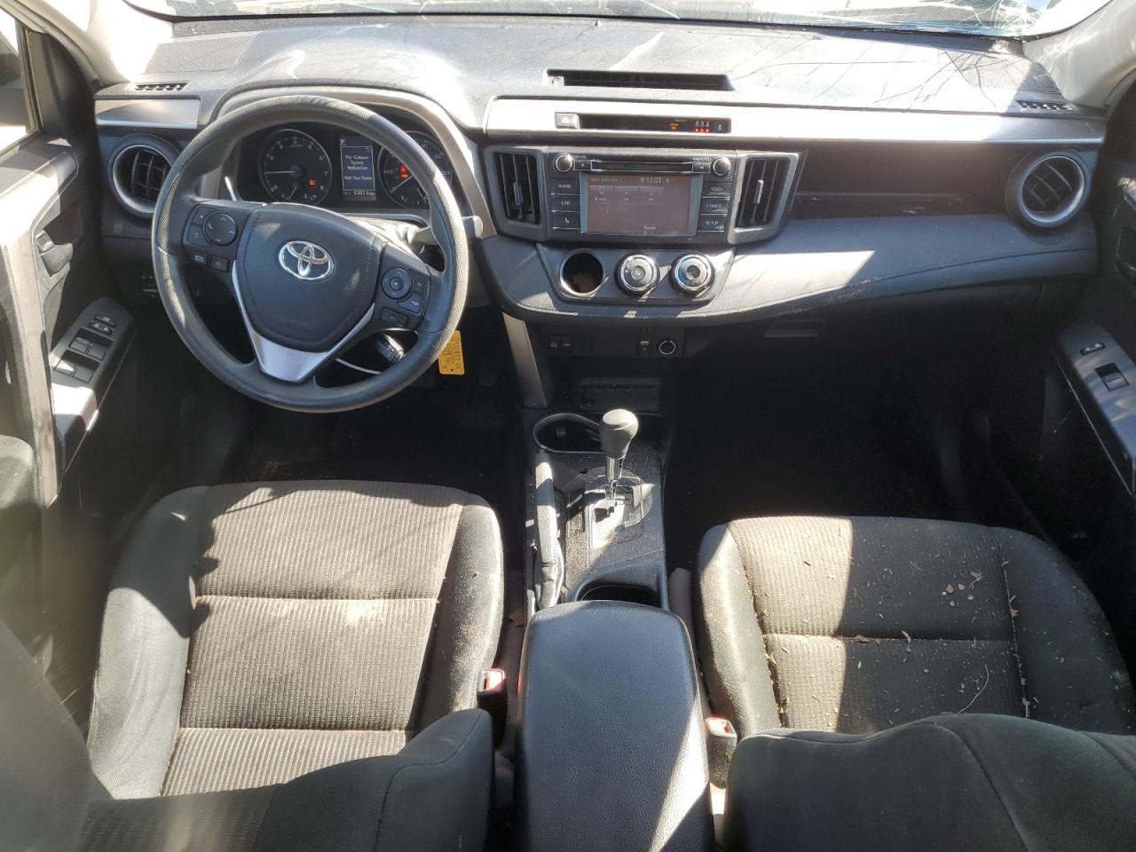 TOYOTA RAV4 LE