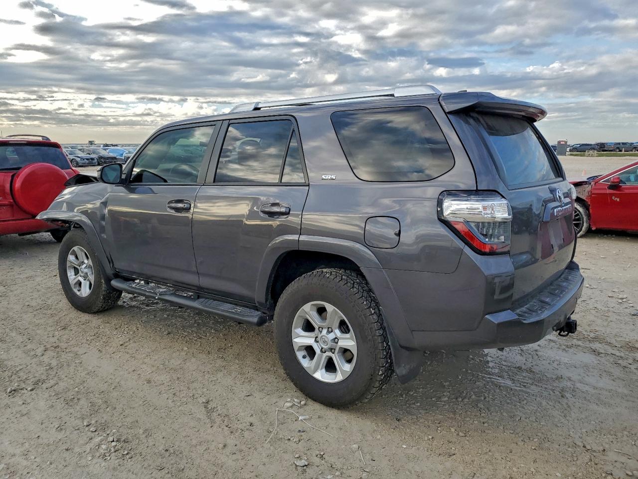 TOYOTA 4RUNNER SR5