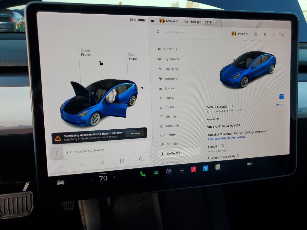 TESLA MODEL 3