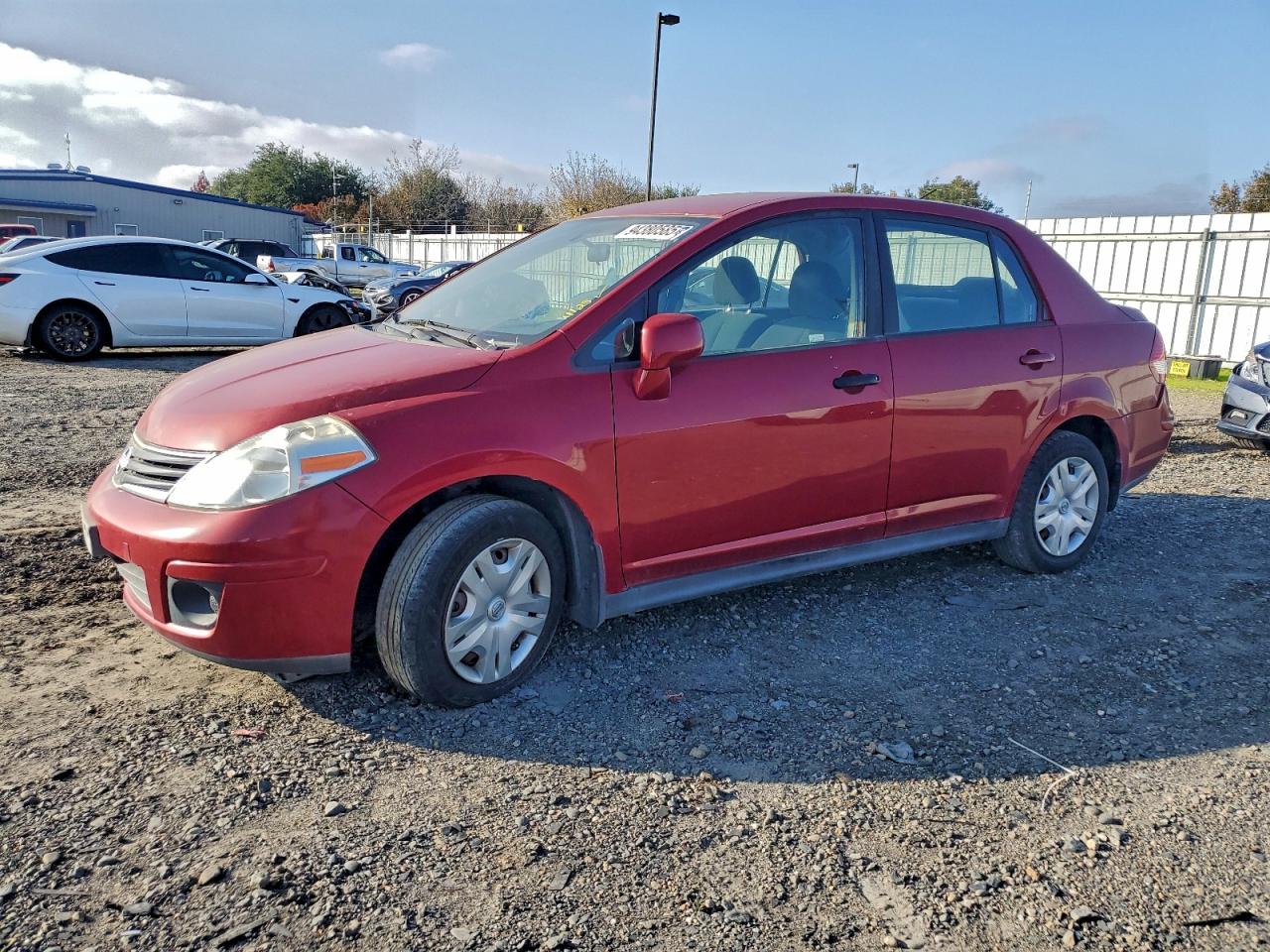NISSAN VERSA S