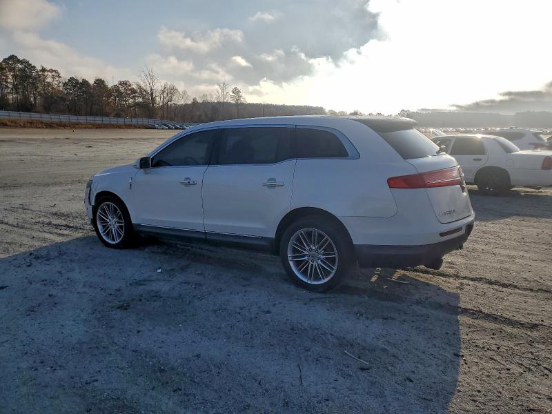 2014 LINCOLN MKT #3302876897