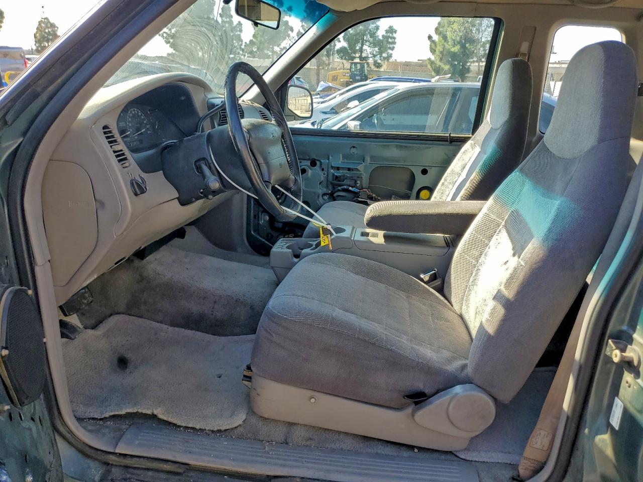 Lot #3302700037 1996 FORD EXPLORER