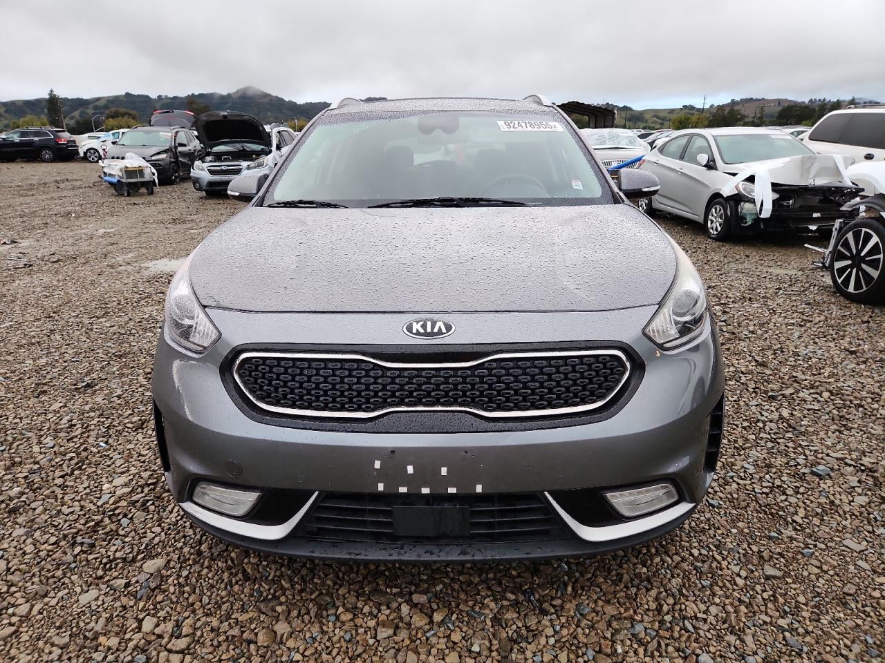KIA NIRO EX TOURING