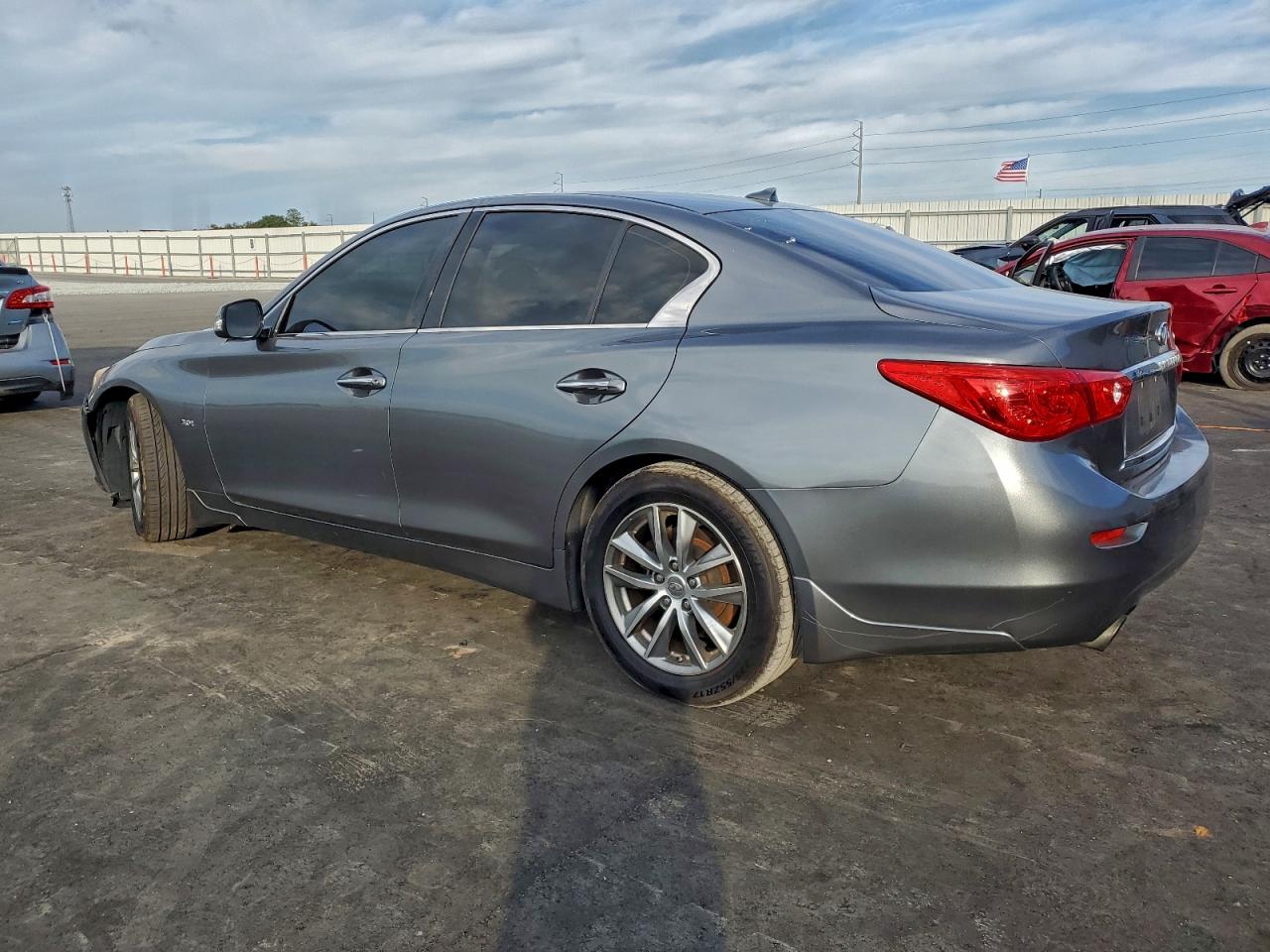 INFINITI Q50 PREMIUM