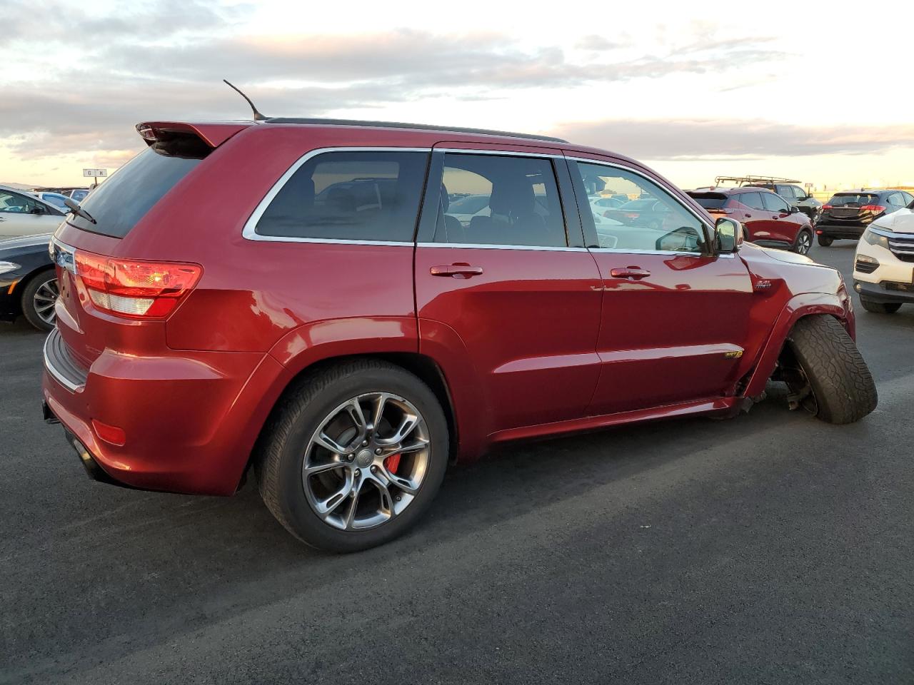 JEEP GRAND CHEROKEE SRT-8