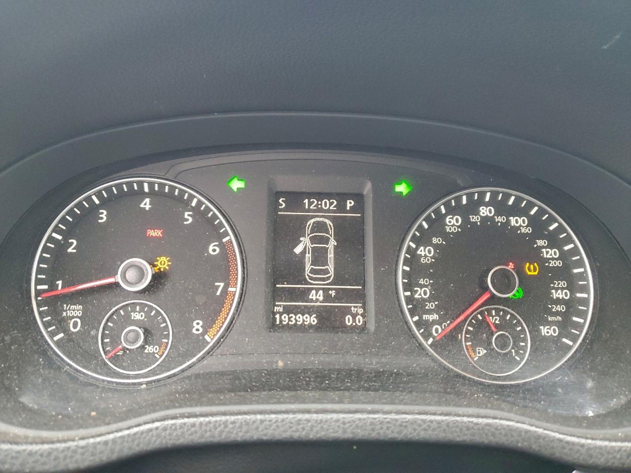 VOLKSWAGEN PASSAT SE