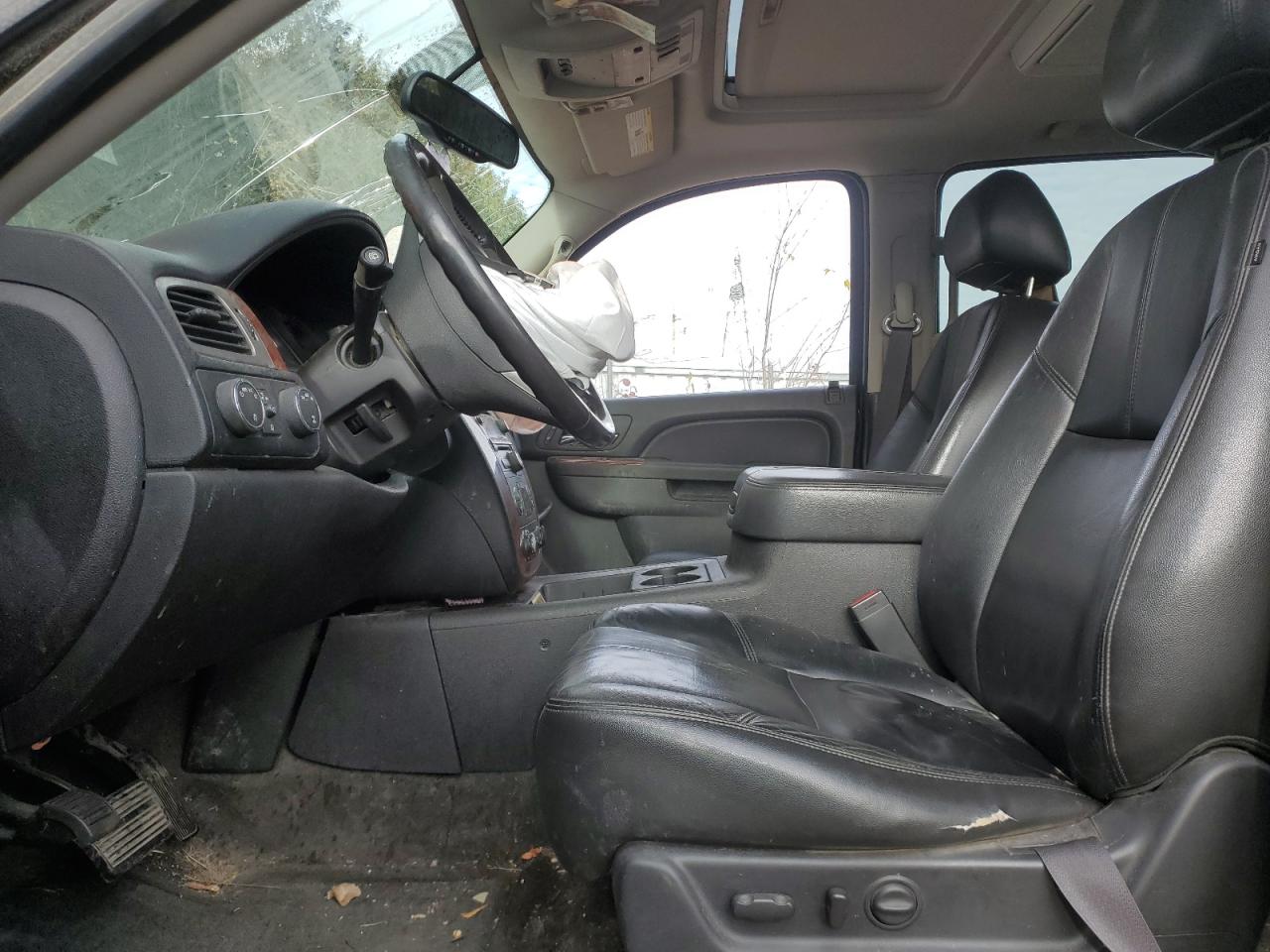 CHEVROLET SUBURBAN K1500 LT