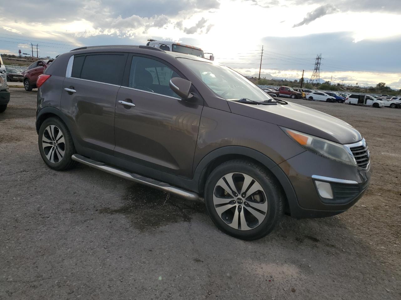 KIA SPORTAGE EX