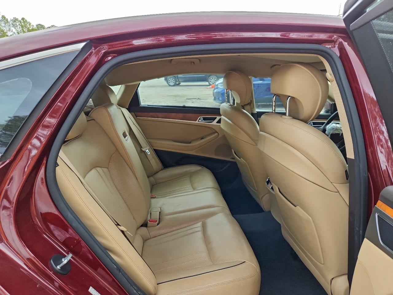 HYUNDAI GENESIS 5.0L