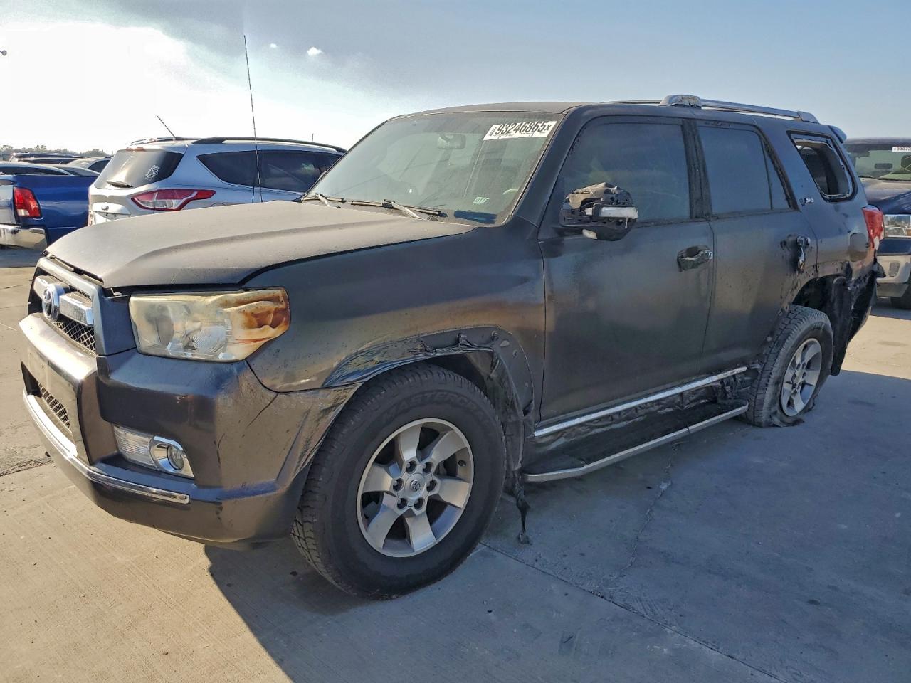 TOYOTA 4RUNNER SR5