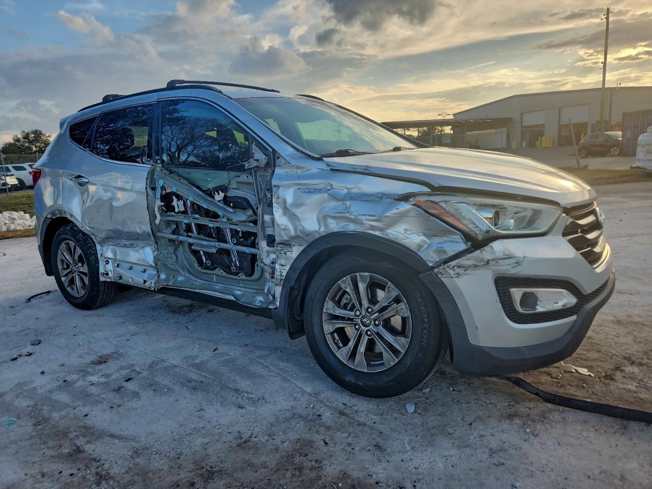 Lot #3302816975 2016 HYUNDAI SANTA FE S