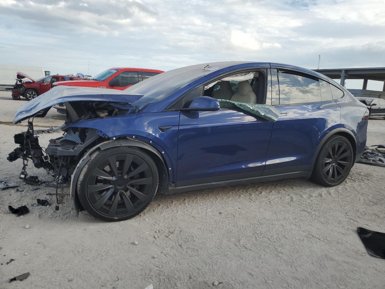 TESLA MODEL X