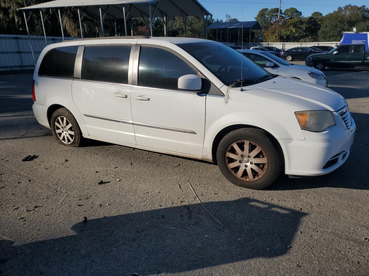 CHRYSLER TOWN & COUNTRY TOURING