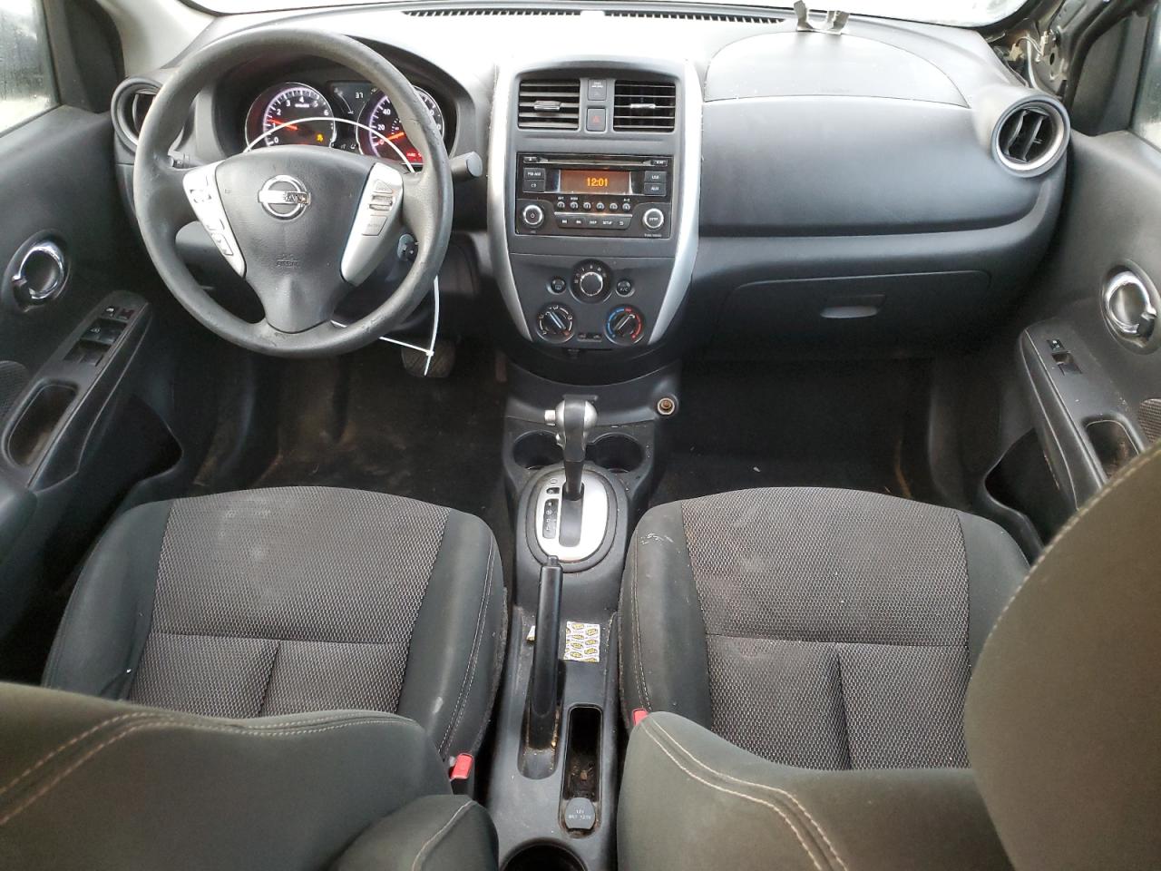 NISSAN VERSA S