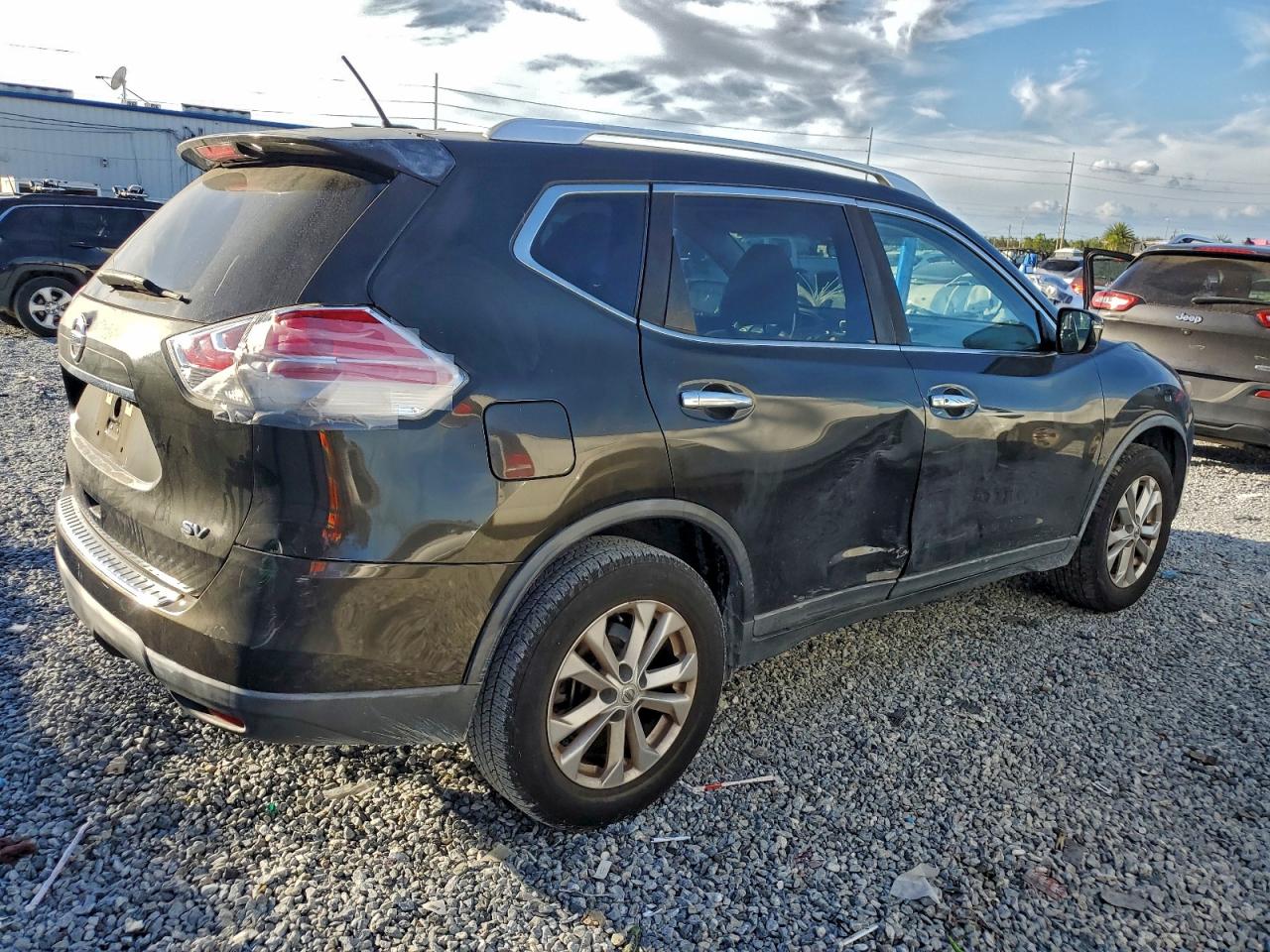 NISSAN ROGUE S