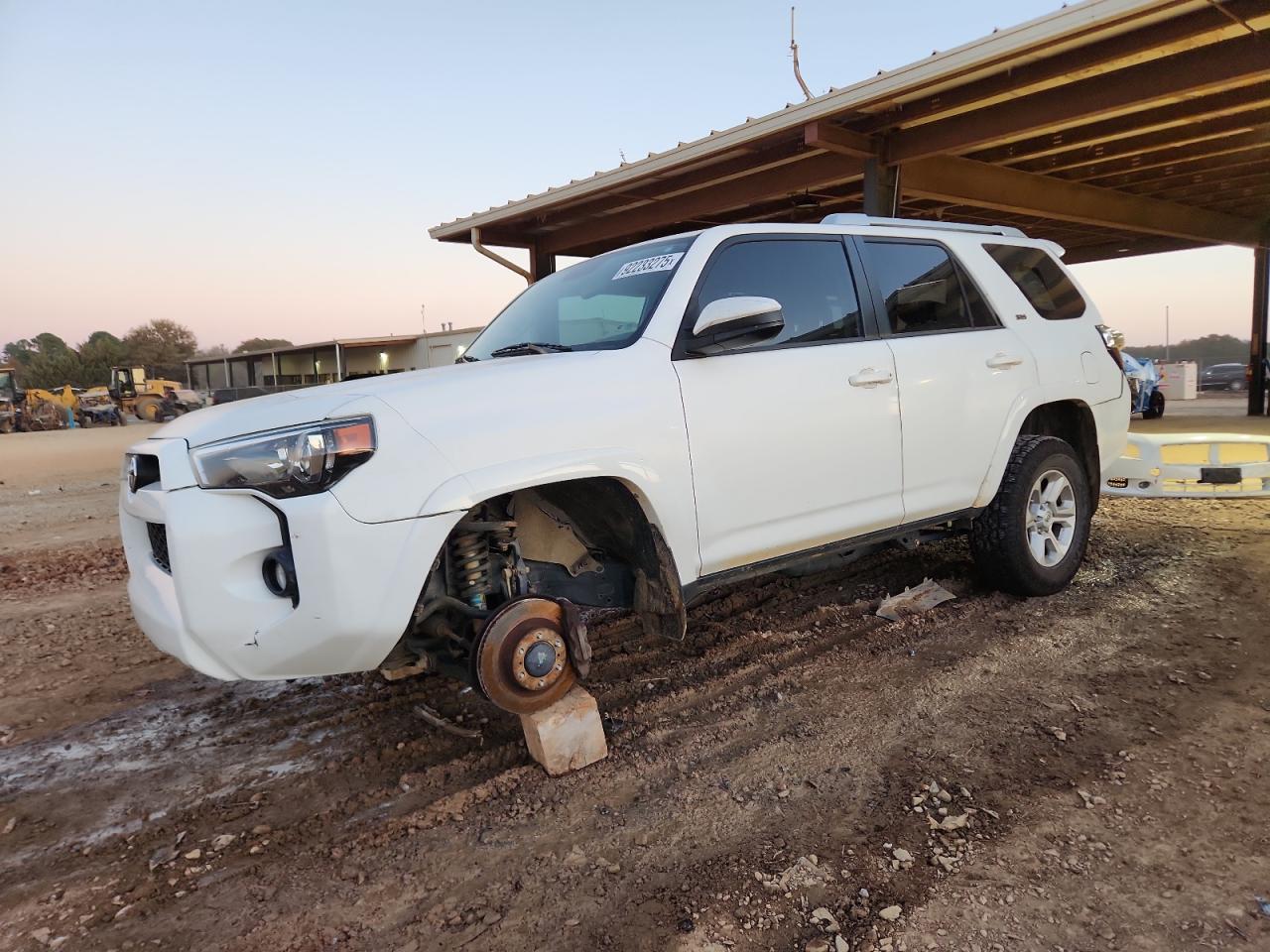TOYOTA 4RUNNER SR5