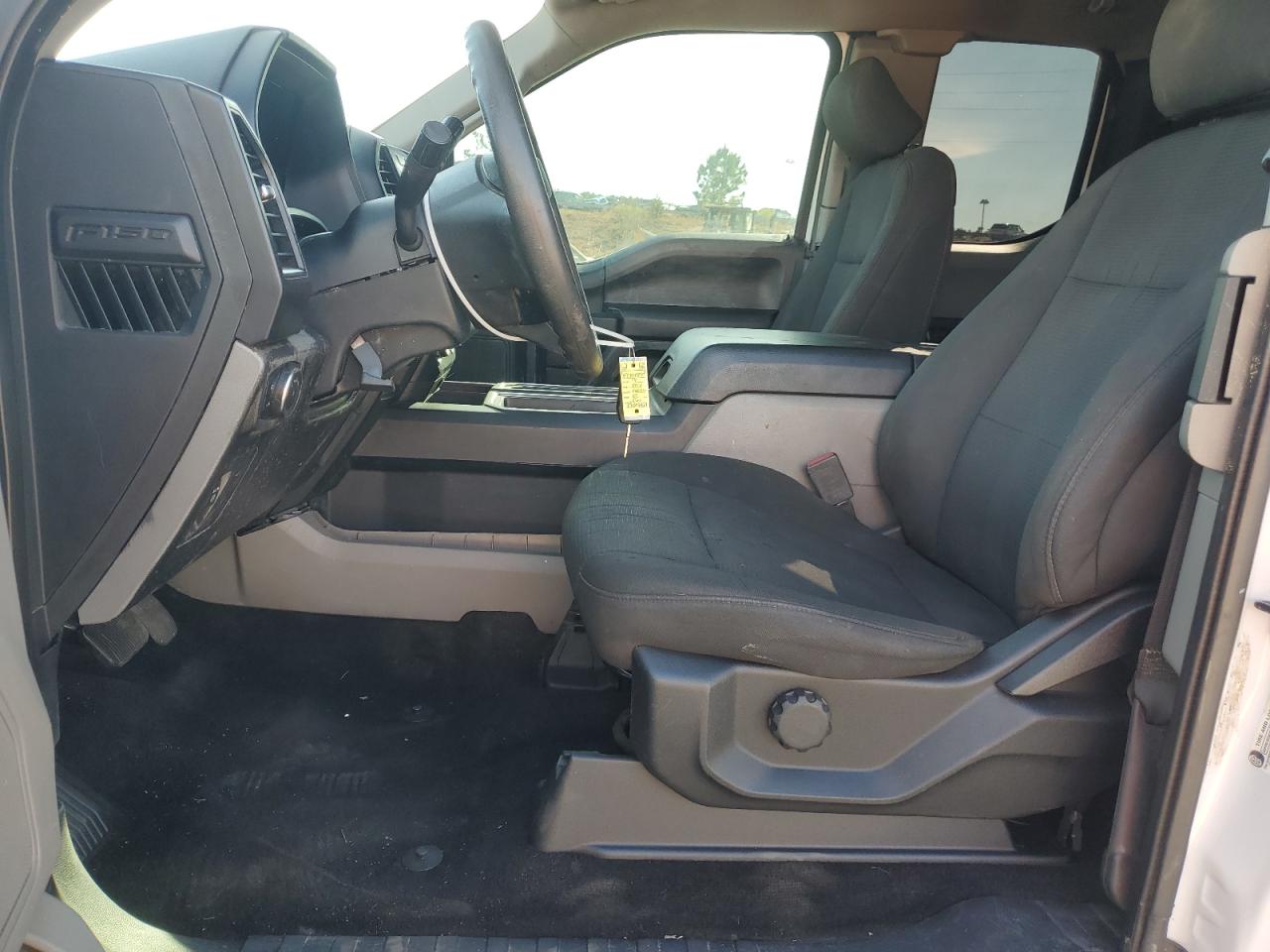 FORD F-150 SUPER CAB