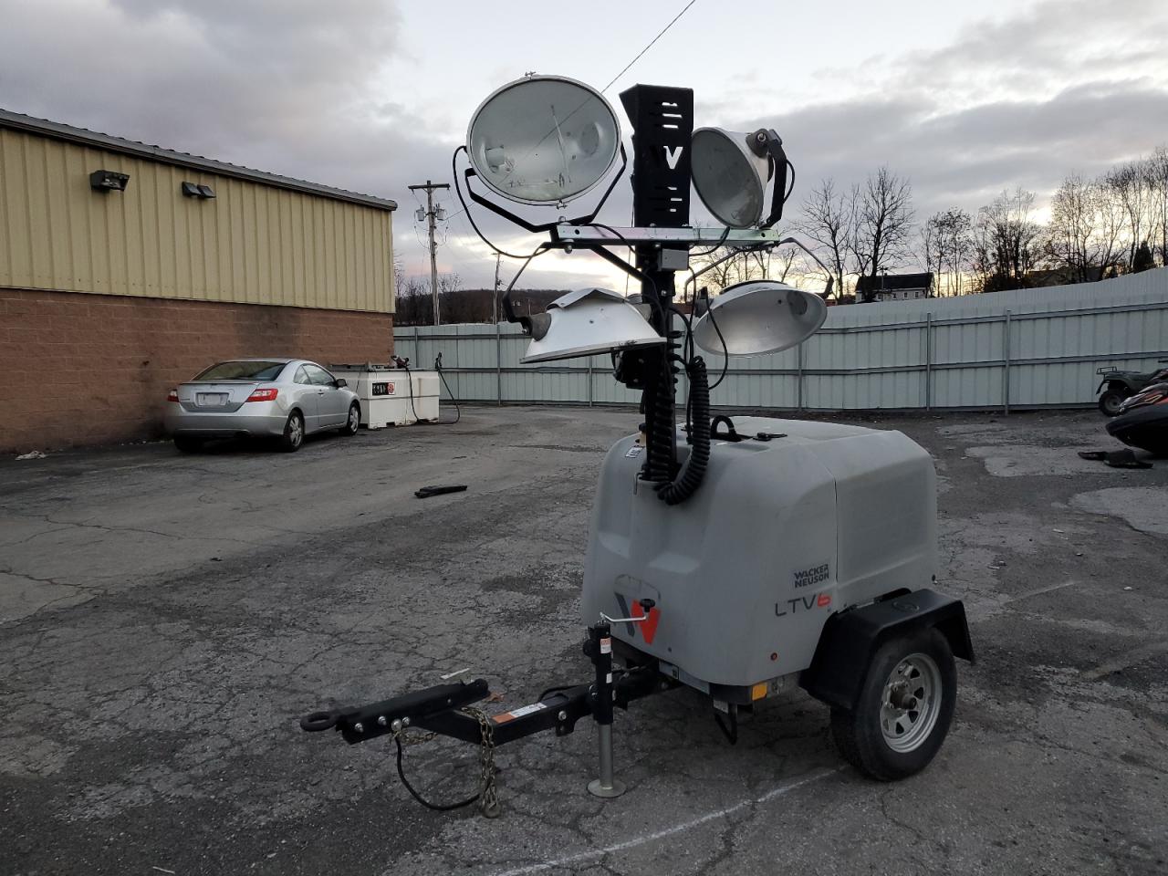 Lot #3293284434 2022 WACK LIGHT