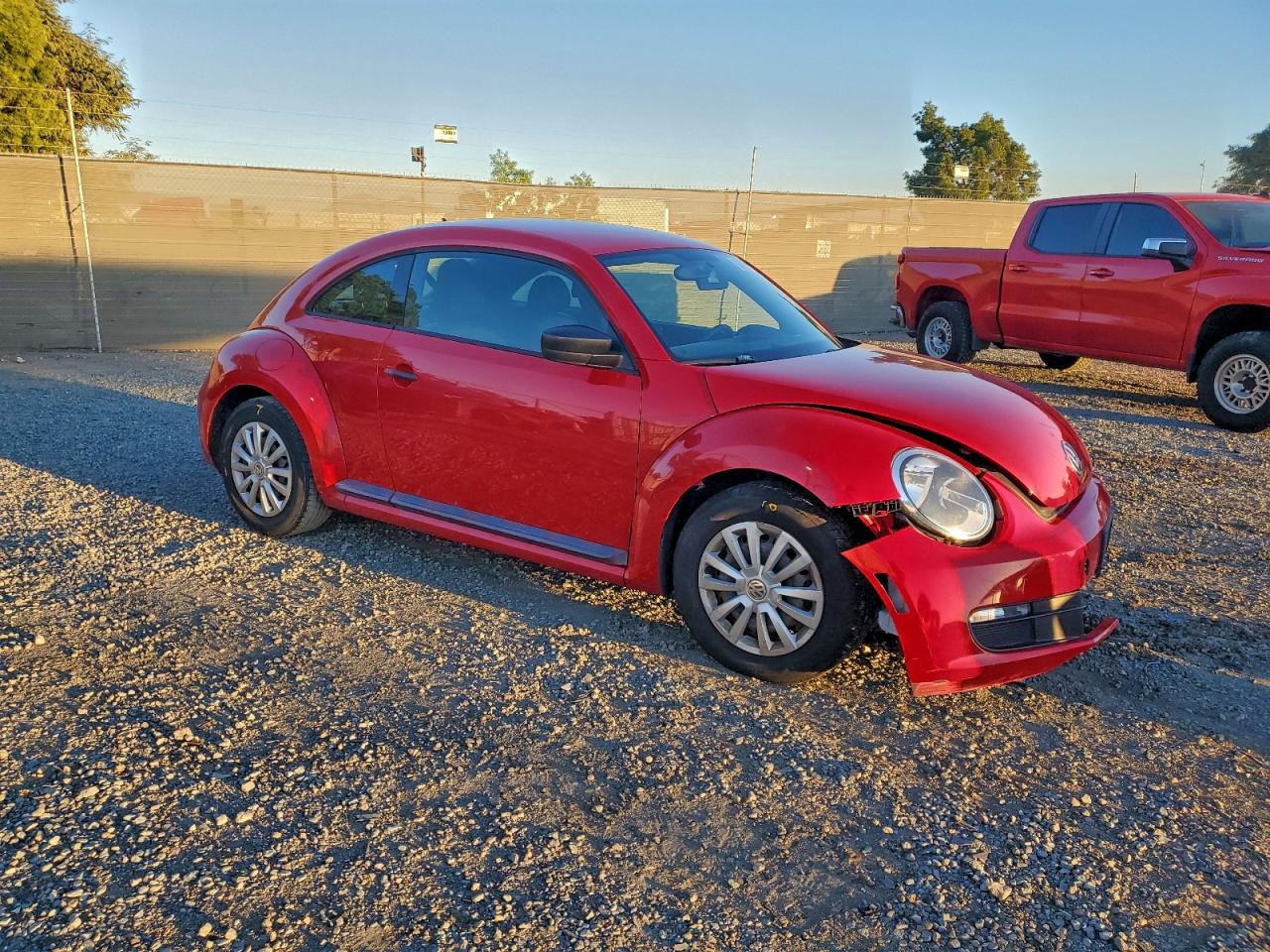 VOLKSWAGEN BEETLE