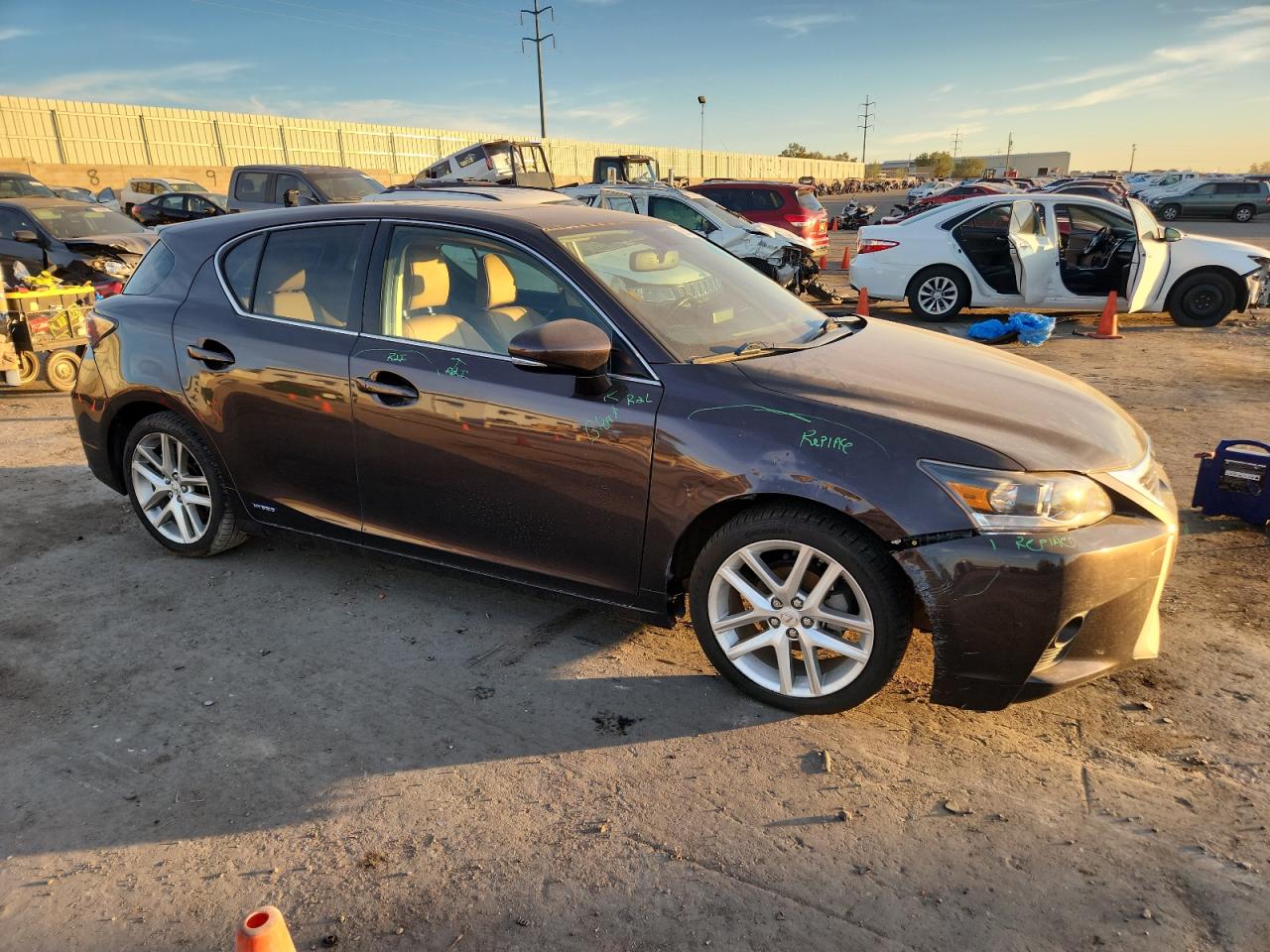 LEXUS CT 200H 200