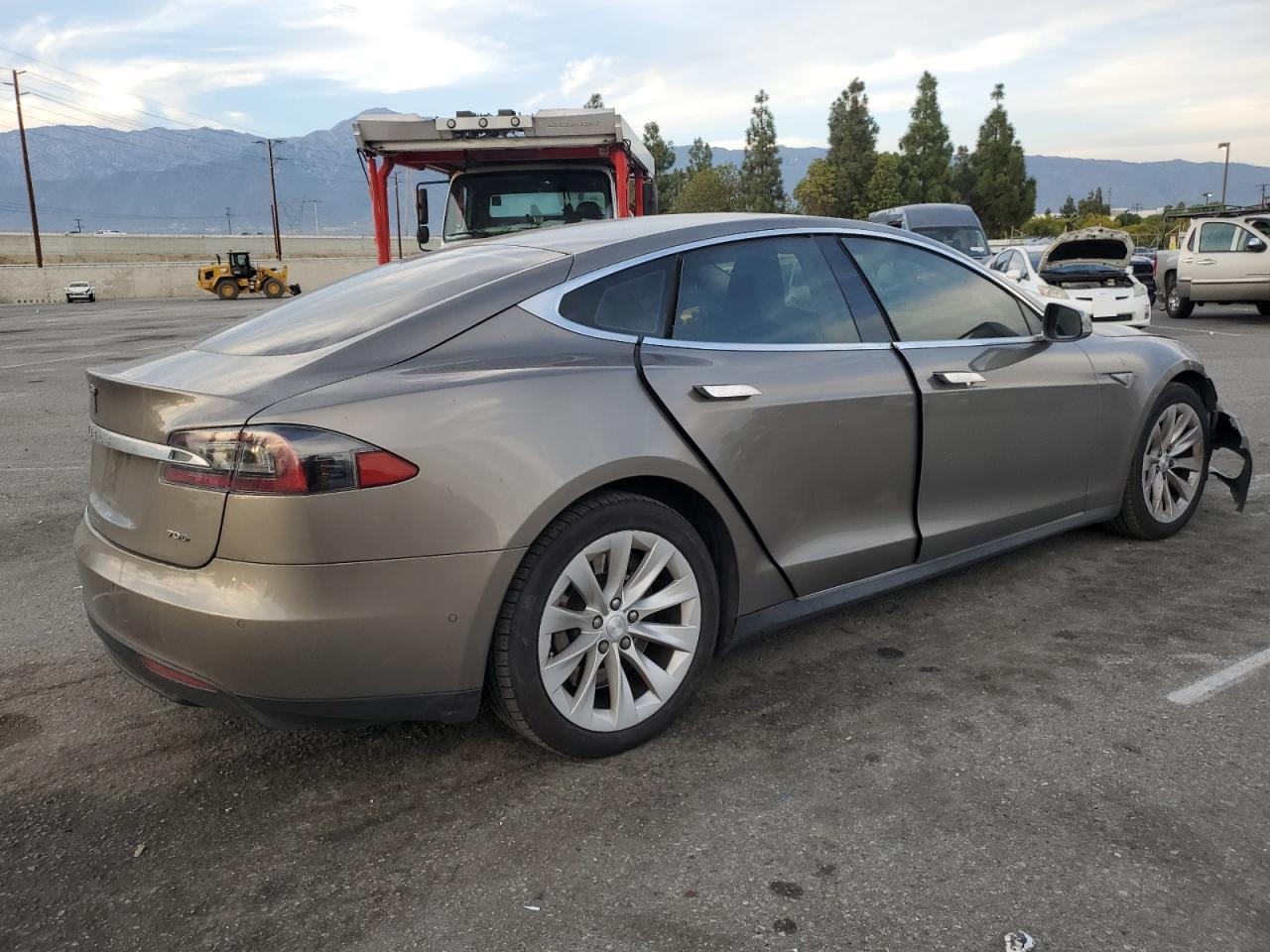 TESLA MODEL S 70D