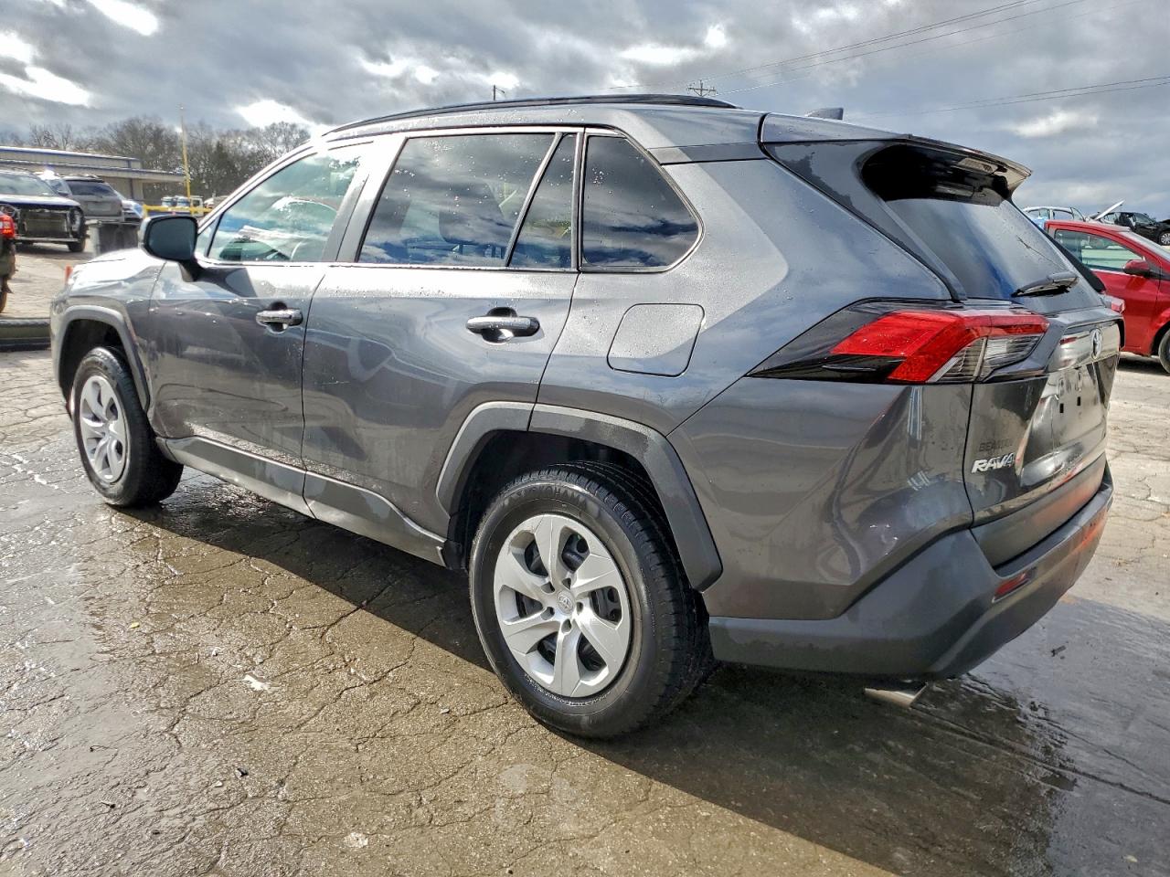 TOYOTA RAV4 LE