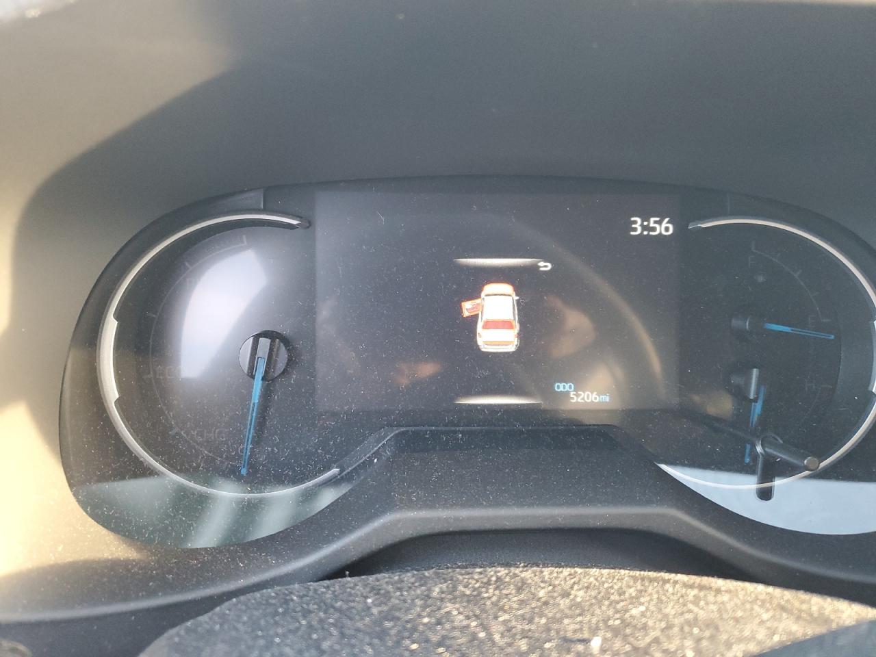 TOYOTA RAV4 XLE PREMIUM