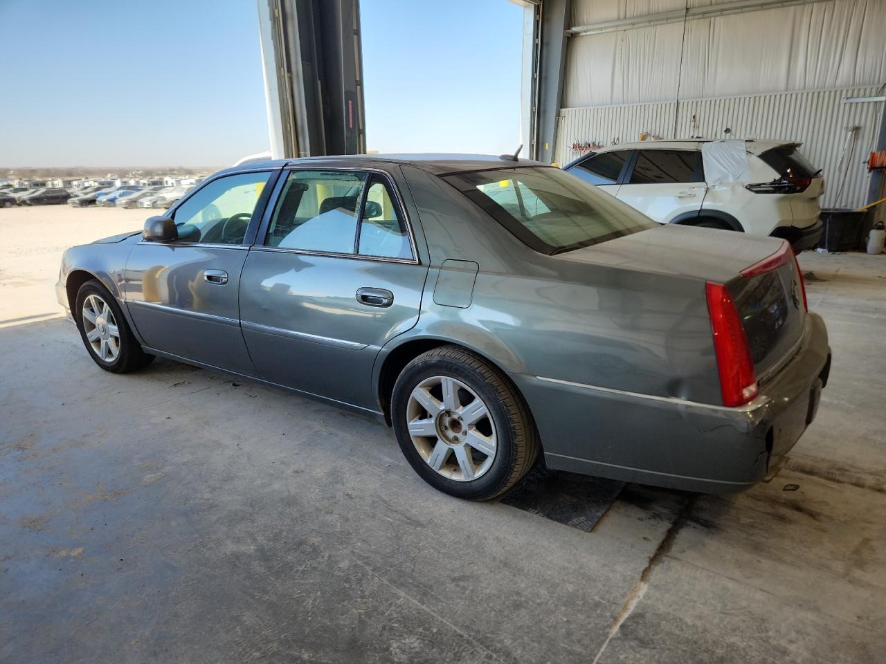 Lot #3315960082 2006 CADILLAC DTS