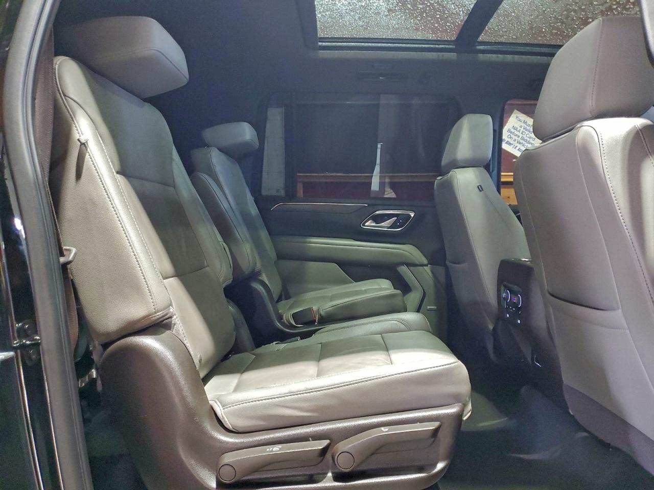 CHEVROLET SUBURBAN K1500 LT