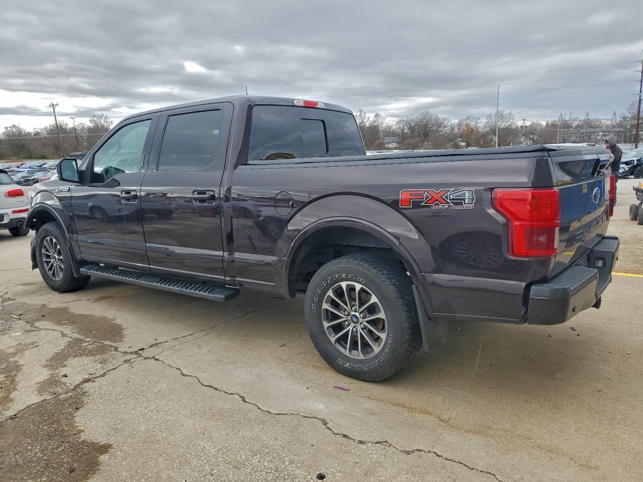 FORD F-150 SUPERCREW