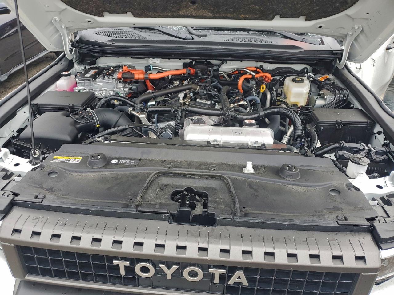 TOYOTA LAND CRUISER BASE