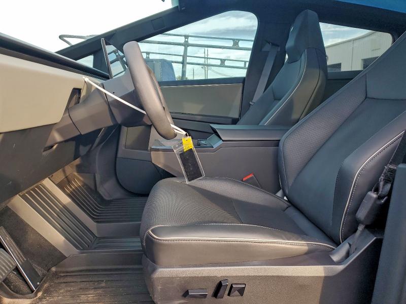 2024 TESLA CYBERTRUCK #3297963793