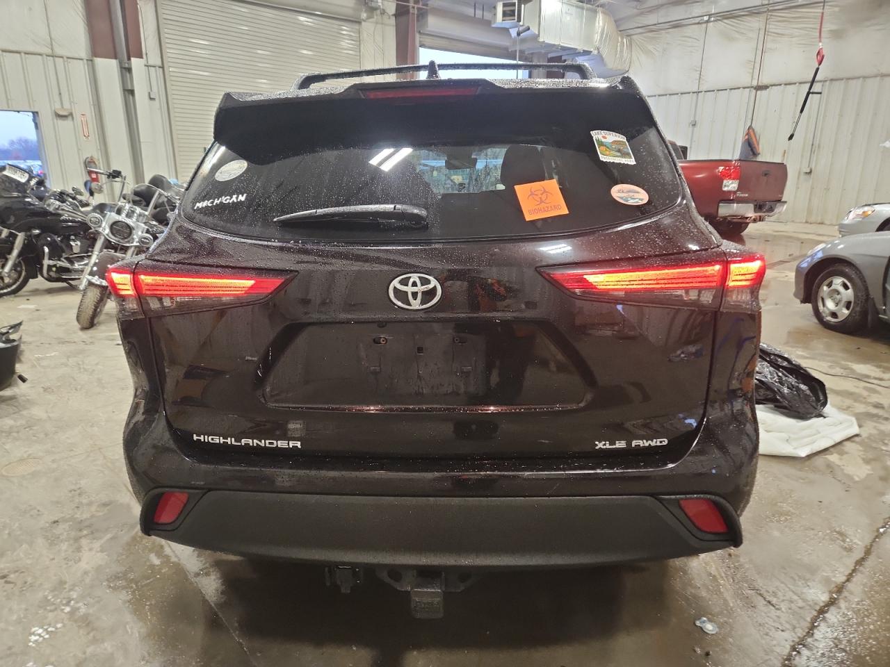 TOYOTA HIGHLANDER XLE