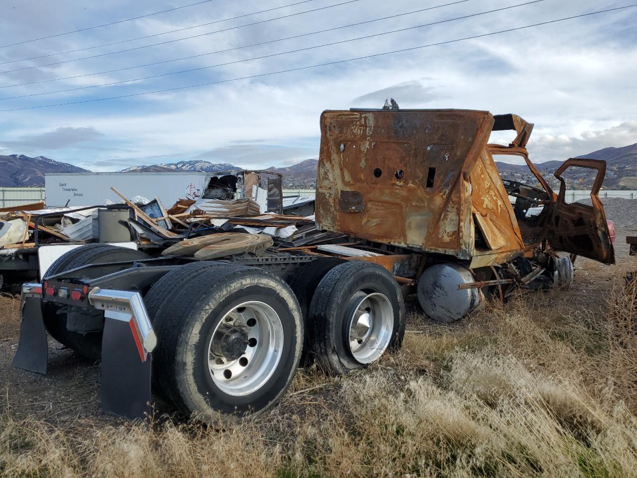 Lot #3291435134 2020 INTERNATIONAL LT625