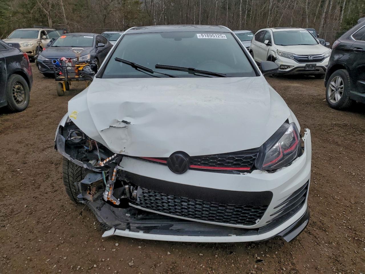 VOLKSWAGEN GOLF GTI S