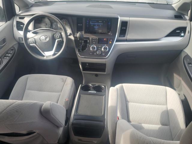 2017 TOYOTA SIENNA LE #3303924704