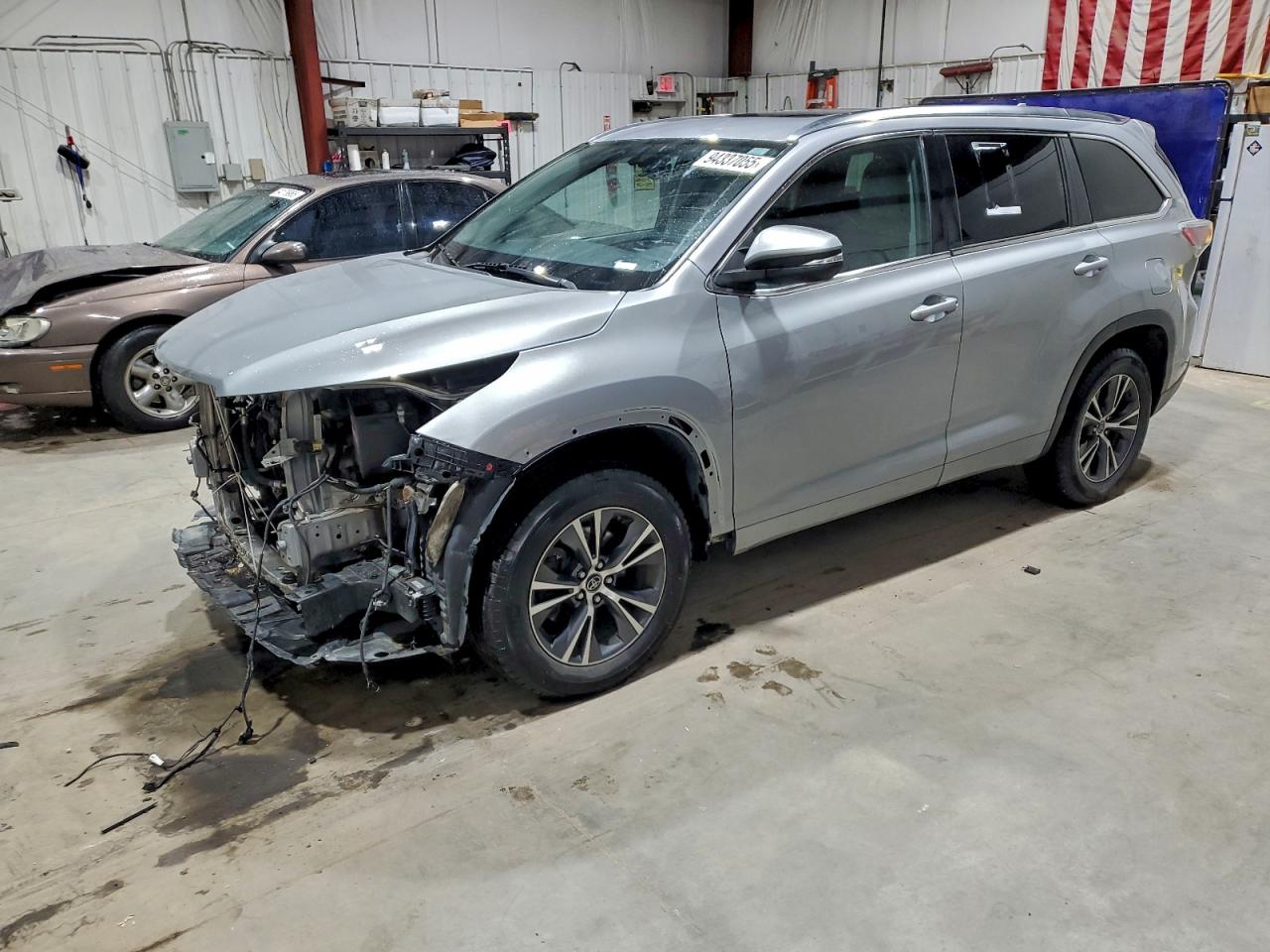 TOYOTA HIGHLANDER XLE