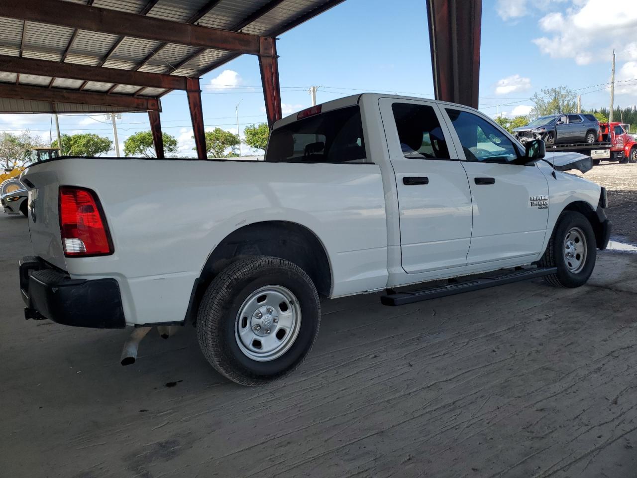 RAM 1500 TRADESMAN