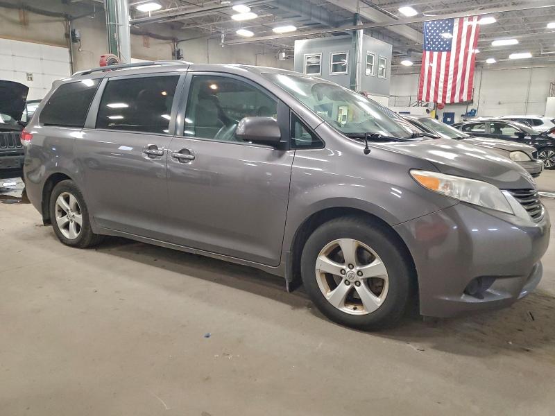 2011 TOYOTA SIENNA #3296239501