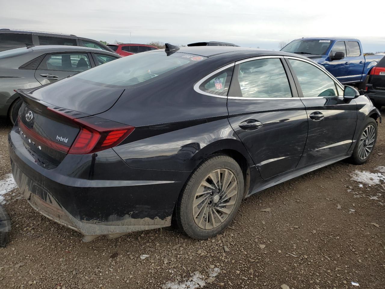 HYUNDAI SONATA HYBRID