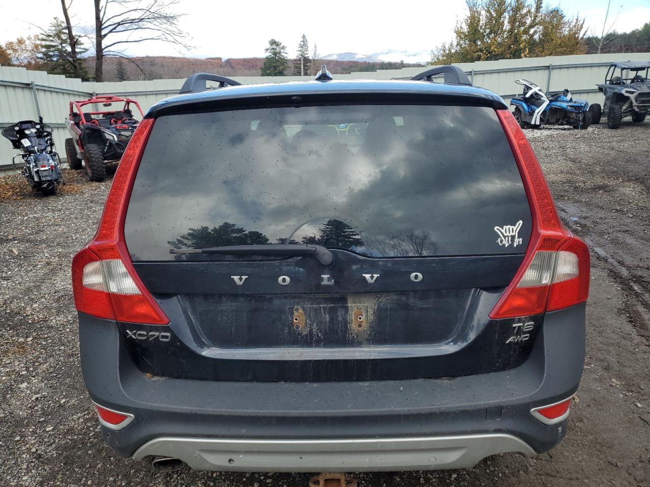 Lot #3319007327 2011 VOLVO XC70 T6