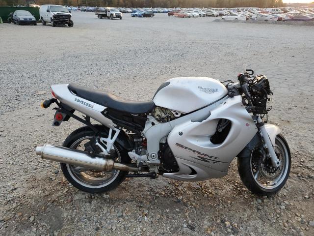 Global Auto Auctions: 2003 TRIUMPH MOTORCYCLE SPRINT ST