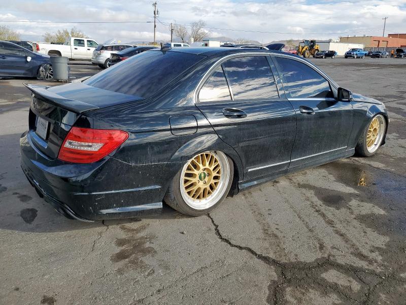 2013 MERCEDES-BENZ C 300 4MAT #3304687920